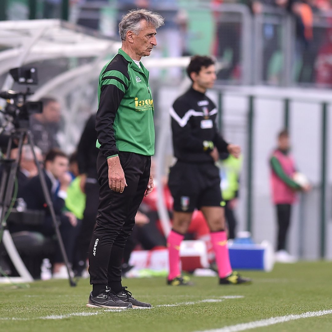 UCAlbinoLeffe's tweet photo. Serie C @LegaProOfficial ⚽
@PordenoneCalcio 🆚 #aL 1-0
🗣 Foscarini | “Lavoreremo a testa bassa per affrontare al meglio l'ultima battaglia salvezza contro il Mantova. I Playout sono un torneo a parte, sono certo che ce la giocheremo".
#PORALB #ForzaScècc #ForzaaL 💙 https://t.co/JpwJgw3gaM
