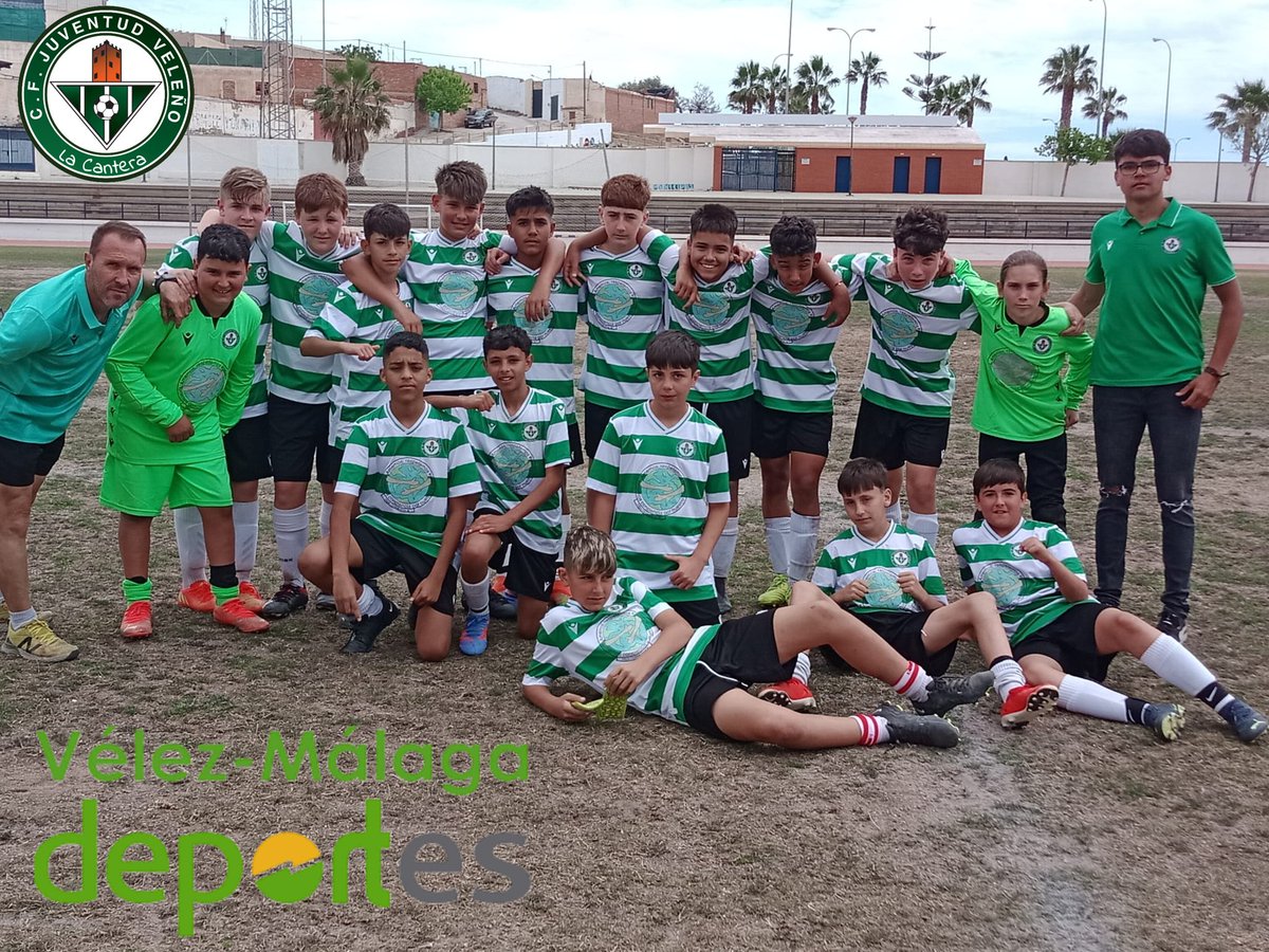 cfjuventudv's tweet photo. Victoria de nuestro "Infantil B" en su último partido de liga contra "E.F. Francisco Castejón" en el que los verdiblancos han sabido defender con orgullo el escudo.

Enhorabuena equipazo 💪💚🤍💚
#somoslaCantera 
#CanteraVeleña 
#macron 
#ilusionverdiblanca 
#juventudveleño https://t.co/jMhmgMbBLK