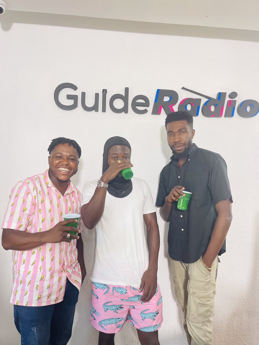 GuideRadio915's tweet image. We promise and don’t we deliver? 
#EGuide was a blast! Thank you to all our guests: @GyeduBlay, Ashman Oh Gee, @the1957news, Ronald Amartey  for spending your precious time with us on #TheNewWave. 

#EntertainmentGuide #legend #entertainment