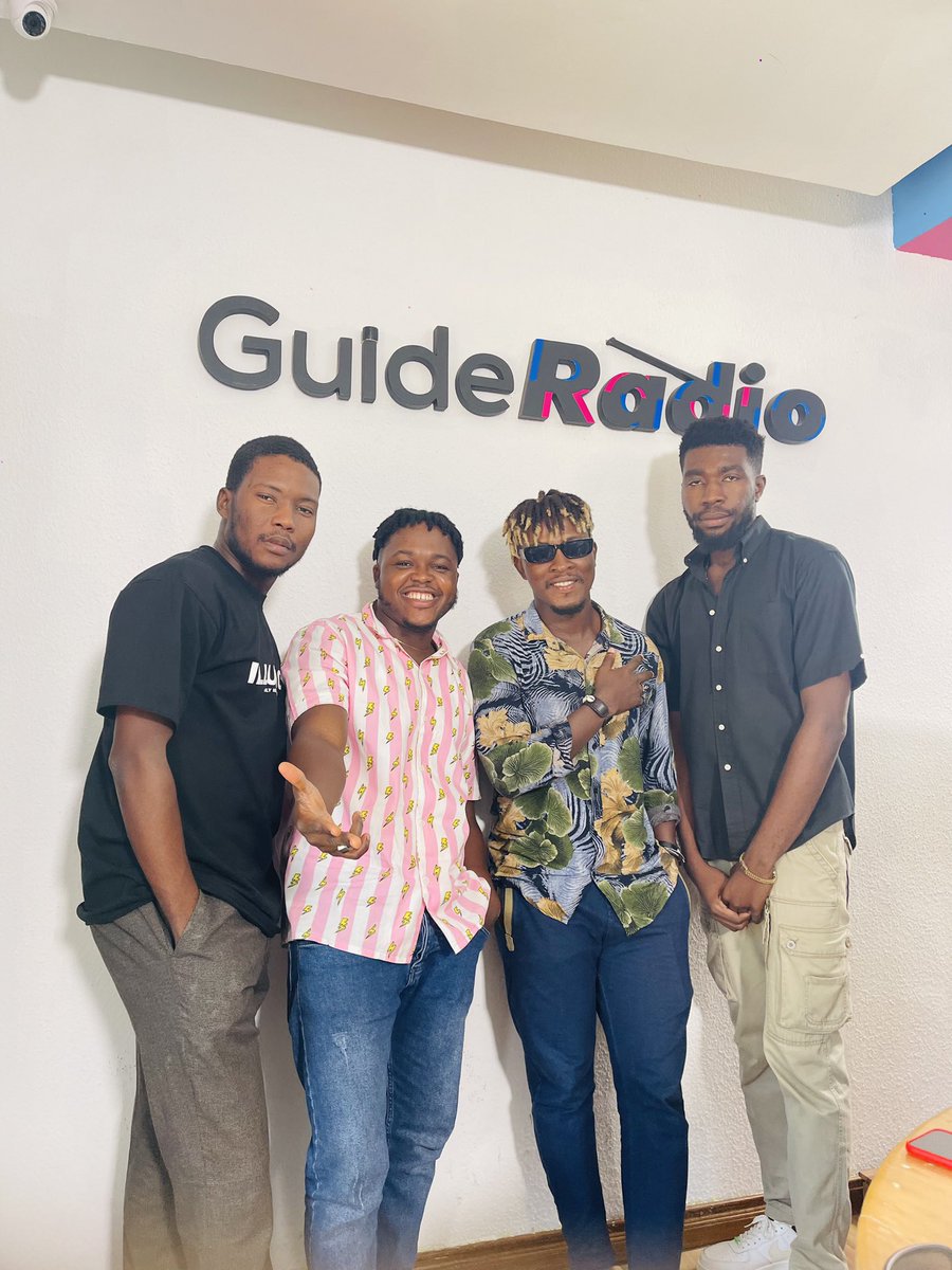 GuideRadio915's tweet image. We promise and don’t we deliver? 
#EGuide was a blast! Thank you to all our guests: @GyeduBlay, Ashman Oh Gee, @the1957news, Ronald Amartey  for spending your precious time with us on #TheNewWave. 

#EntertainmentGuide #legend #entertainment