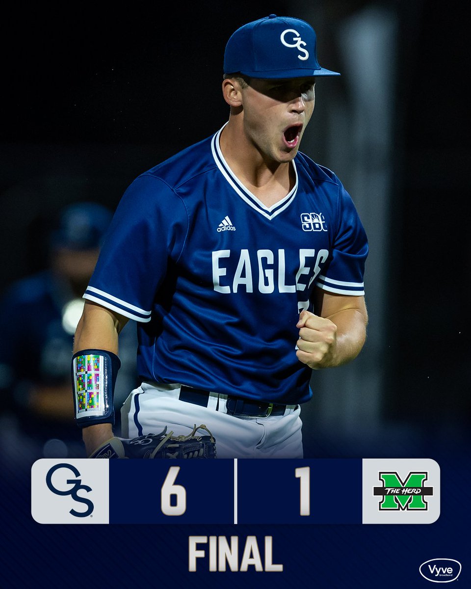EAGLES TAKE THE SERIES!!

#HailSouthern