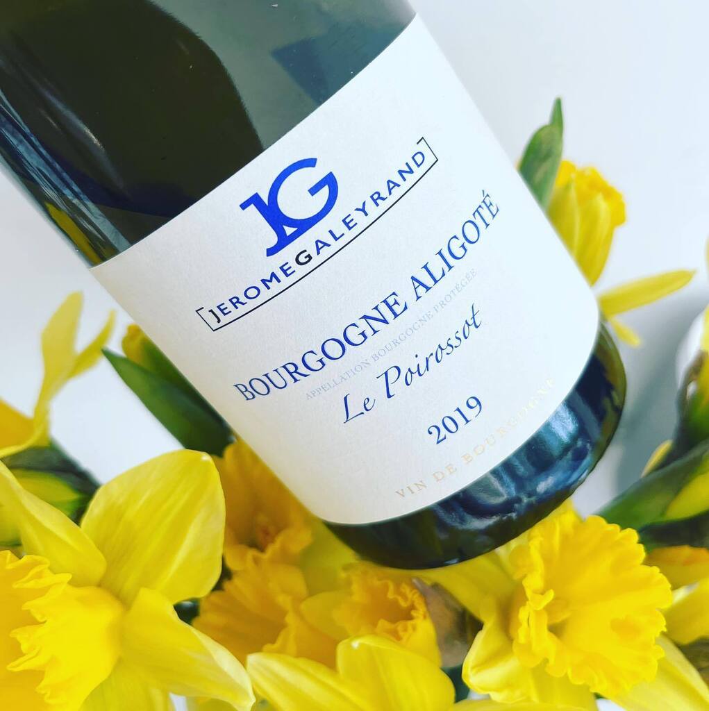 wineloon tweet media