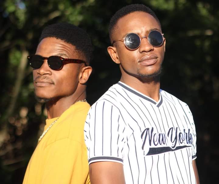 allyz_sa's tweet photo. New music loading..... https://t.co/Y0YnEdBHqO