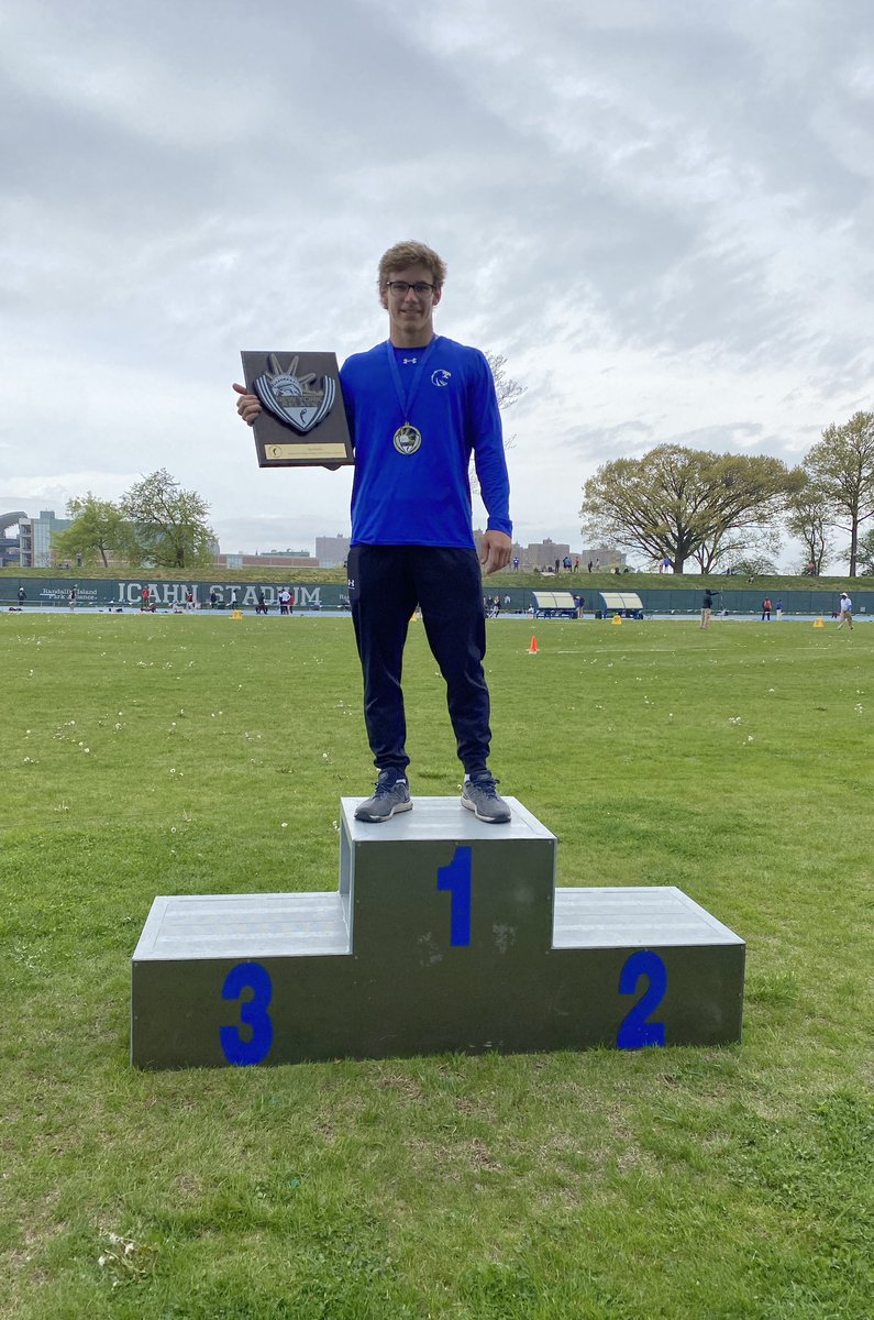 Newtown High School Boys Track and Field tweet media