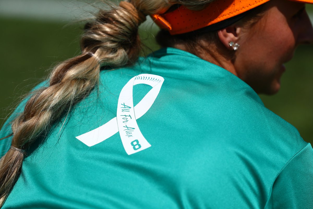 sarah kelly on Twitter "RT Vol_Softball Today we wear teal for all