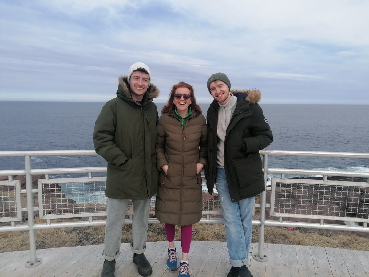 Triúr léachtóirí Gaeilge ag an bpointe is faide soir i Meiriceá Thuaidh 🧊🧊🧊