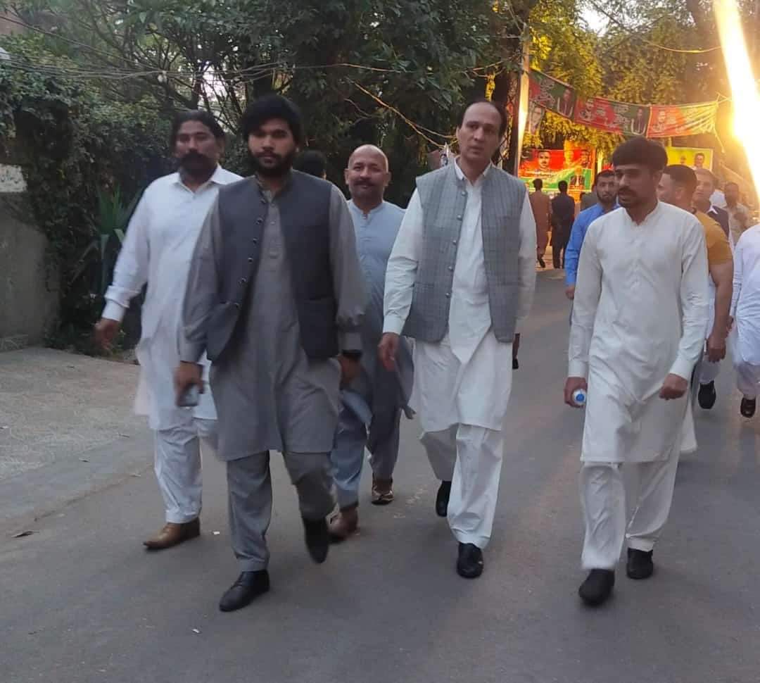 malikmanan321's tweet photo. Eid day
#PP_117
#Inshallah_MPA
@KastroKhayal
@azadkastro
MalikManan official https://t.co/49jj97zXtQ