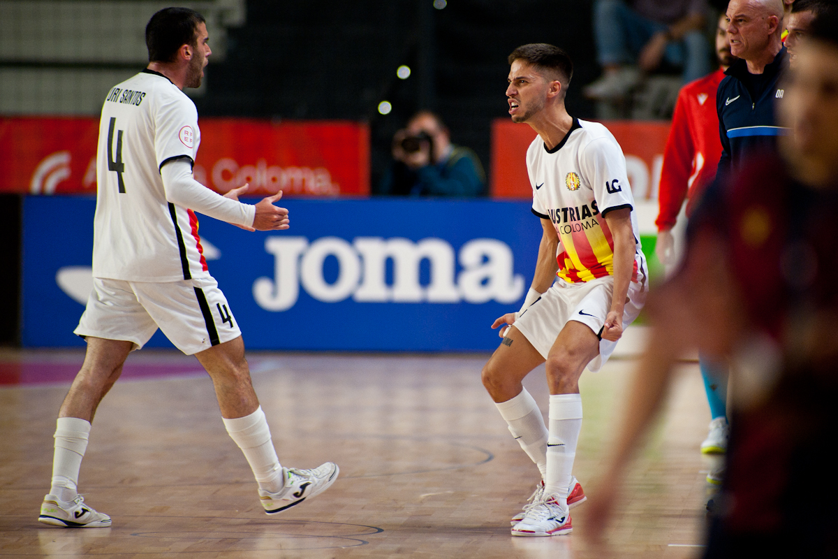 fsalagarcia's tweet photo. J26 | @fsalagarcia 3-2 @LUDfutbolsala 

🔚 ¡¡¡FINAL!!! | ¡Gran remontada del equipo en los últimos cinco minutos para lograr tres puntos muy importantes ante nuestra afición!

 #JuntsSomMésForts
 #EstoEsSantaColoma
 #SomGentdeFutsal https://t.co/tVZpwj0N68