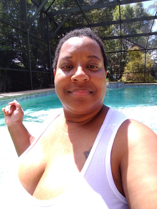 Skinny-dipping video. Happy Saturday. Come see more at: https://t.co/TbMOthgu7O https://t.co/JCSF6sl<a href="/tag/onmfc"class="tags"><span>#onmfc</span></a>