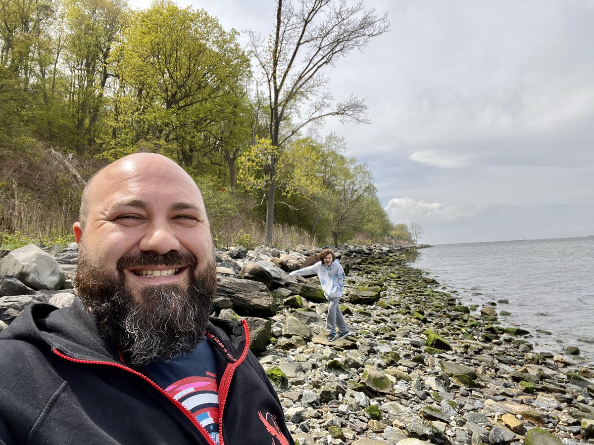 PokeProfNet's tweet photo. I mentioned on Lured Up 263 that I wished @NianticLabs still partnered with non-profits for Earth Week cleanups. With that in mind, my son and I went to a @CleanOcean beach sweep in Atlantic Highlands, NJ today. It feels good to do good.
-Ken
#PokemonGO #EarthWeek #TouchMoss https://t.co/NotZQ17pIS