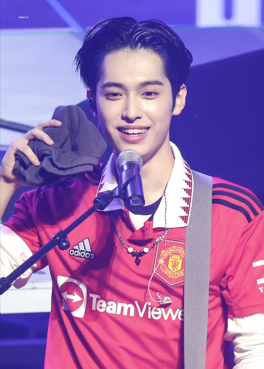 G020114's tweet photo. 230422 <Deadlock> Showcase

지석 짱 얼굴 짱❤️‍🔥

#엑스디너리히어로즈 #XdinaryHeroes #가온 #Gaon https://t.co/CLtGCaZv52