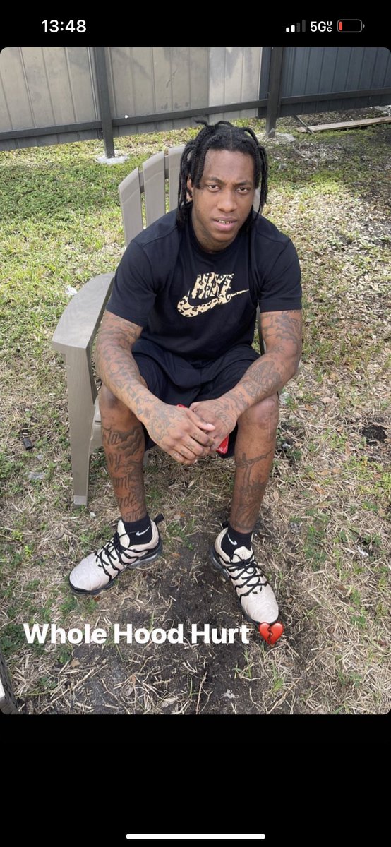 bpg_butta's tweet photo. I’m tired of feeling like this, how many good friends I gotta lose… Love you lil bro rest up SGxBP 🕊️💔🦅🤟🏾💙 #LLSpazz https://t.co/C9xLzUrQNL