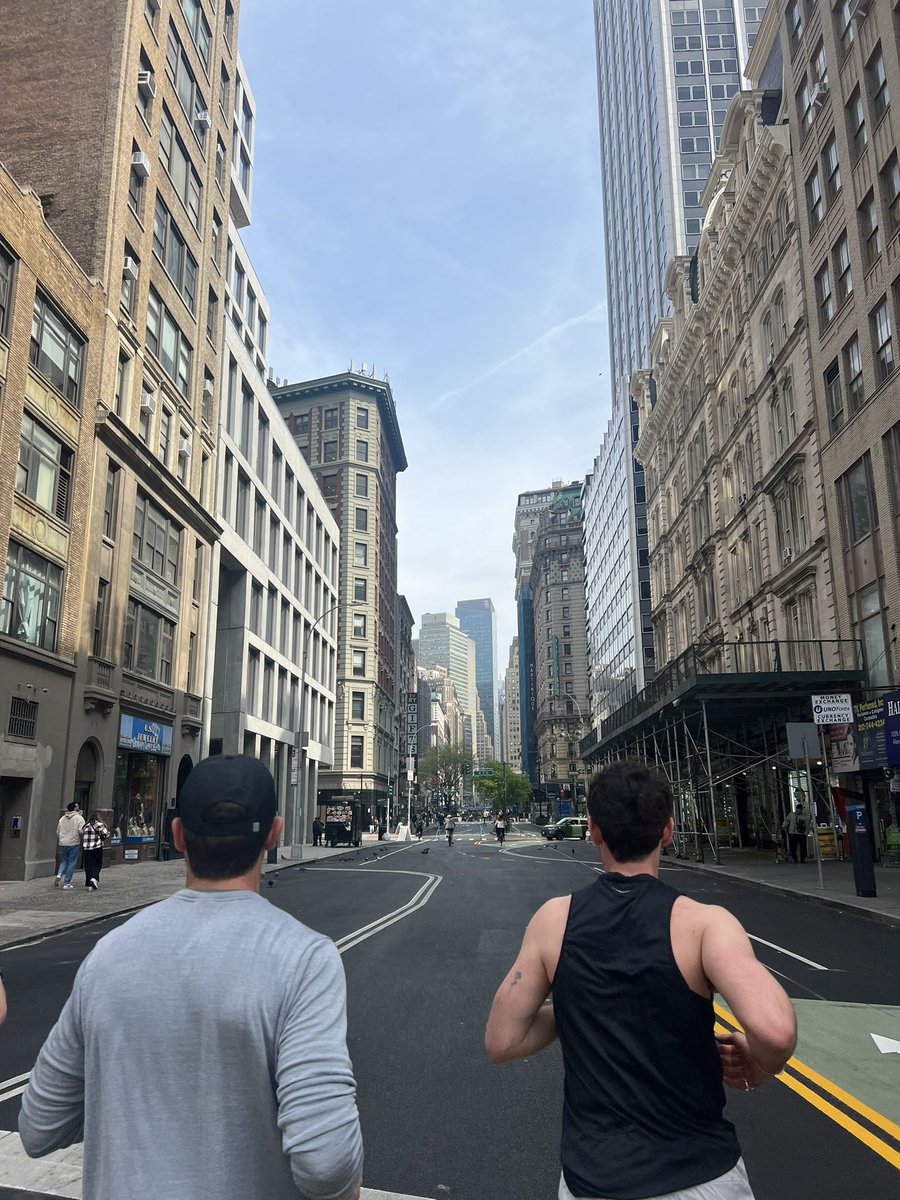 brookeleblanc's tweet photo. Taking the streets back. 🏃🏻‍♀️ happy earth day! https://t.co/AW2GJsErxN