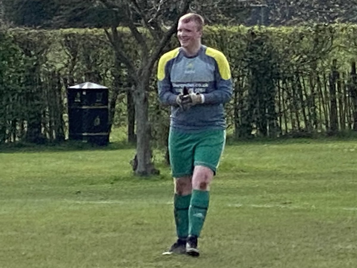 A bit of a mad game v Mitcham Park FC today ends in a 6-3 win. We were 2-0 up after 1 minute with the opener from Harvey after just 10 seconds. From 4-1 and cruising we went in at 4-3! 2 second half goals made it a fairer reflection of the game.
