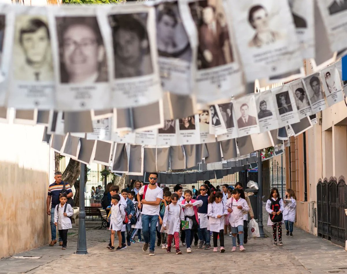 promocytmunicba's tweet image. LÍNEA E: UNA OPORTUNIDAD PARA CONOCER Y APRENDER EN LA CIUDAD 🚌📚😍🌆📸

En el 3er año del programa de paseos #LíneaE hay 10 destinos posibles para conocer y disfrutar. 

#ParquesEducativosMuniCba #EducaciónMuniCba #CórdobaCapital #CadaDíaMejor