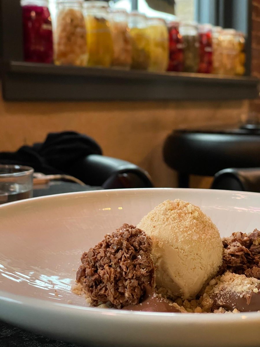 gunewan's tweet photo. Mouthwatering dishes ⁦@coaloffice⁩ London😊 Chef Granit has many more restaurants to try, such as Shabour in Paris. Enjoy! https://t.co/U1HbCoKesD