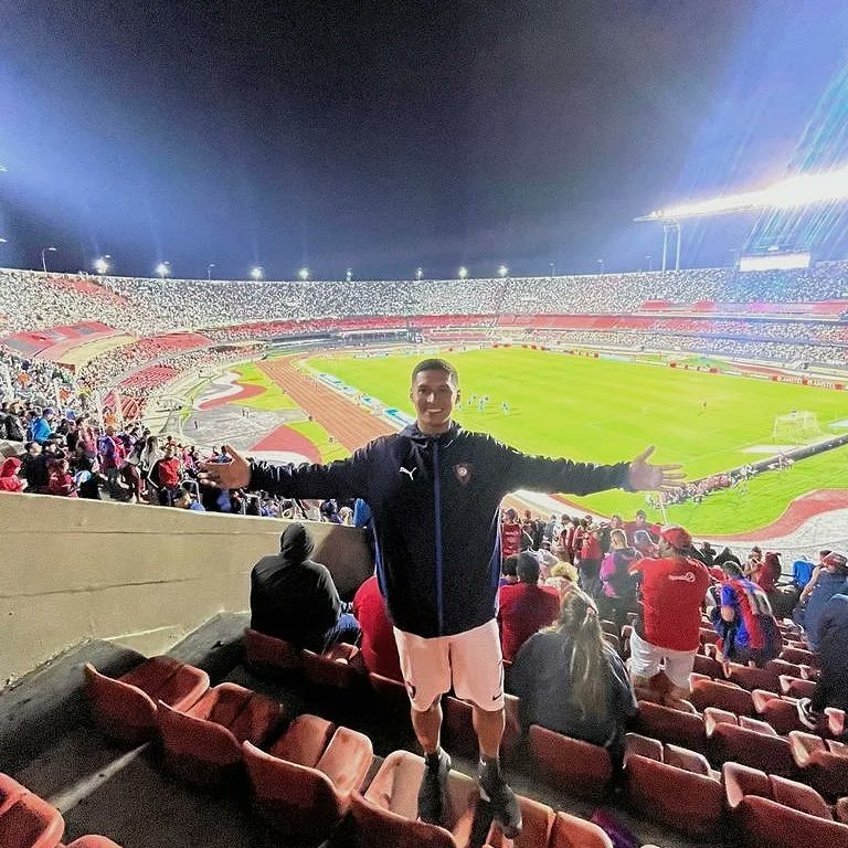 vegamichael14's tweet photo. Amor sin límites 💙❤️
@AzulgranaTour @Fede_trinidad https://t.co/lKR8LgwMis
