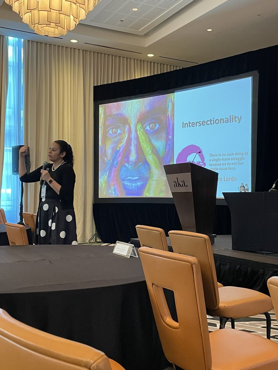BeaRobertsMD's tweet photo. Thoroughly enjoying the first annual PRECISCA fellows forum in Miami and was extremely moved by this powerful talk by @NarjustFlorezMD about equity in cancer care! It was so great seeing you! 💃🏻😘 https://t.co/RlV95oNqGt