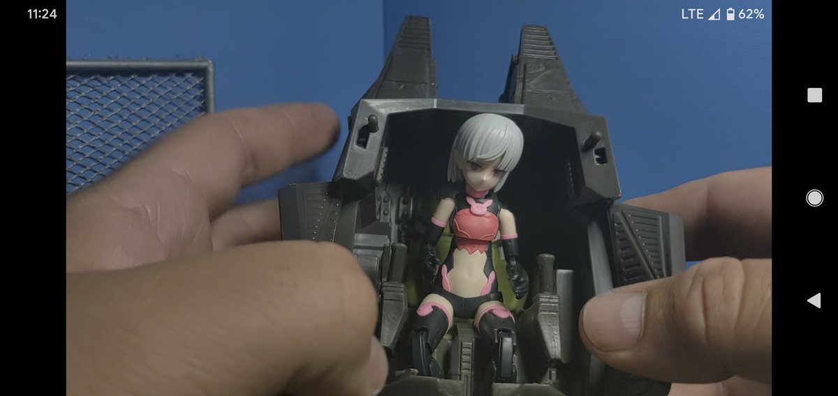 Bravefish_stuff's tweet photo. Number my ODST pod doesn't work with my girl kits https://t.co/4suWVAuUlI