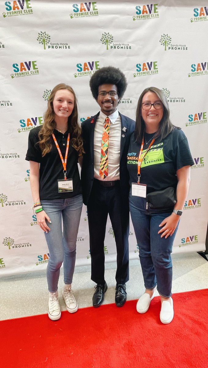 ms_healy_'s tweet photo. The National Youth SAVE Summit was awesome! The awesome young leaders on the YAB did an amazing job putting this all together!!! #SAVEPromise #SAVEYouthSummit https://t.co/2gqzQjATy3