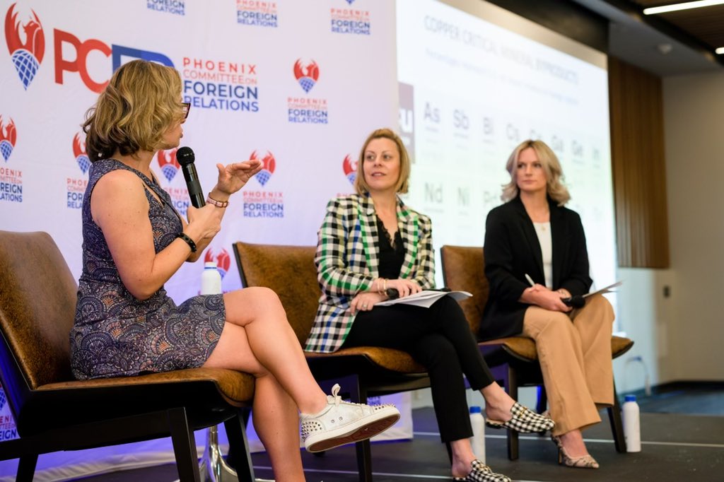 Lynndy Smith tweet media