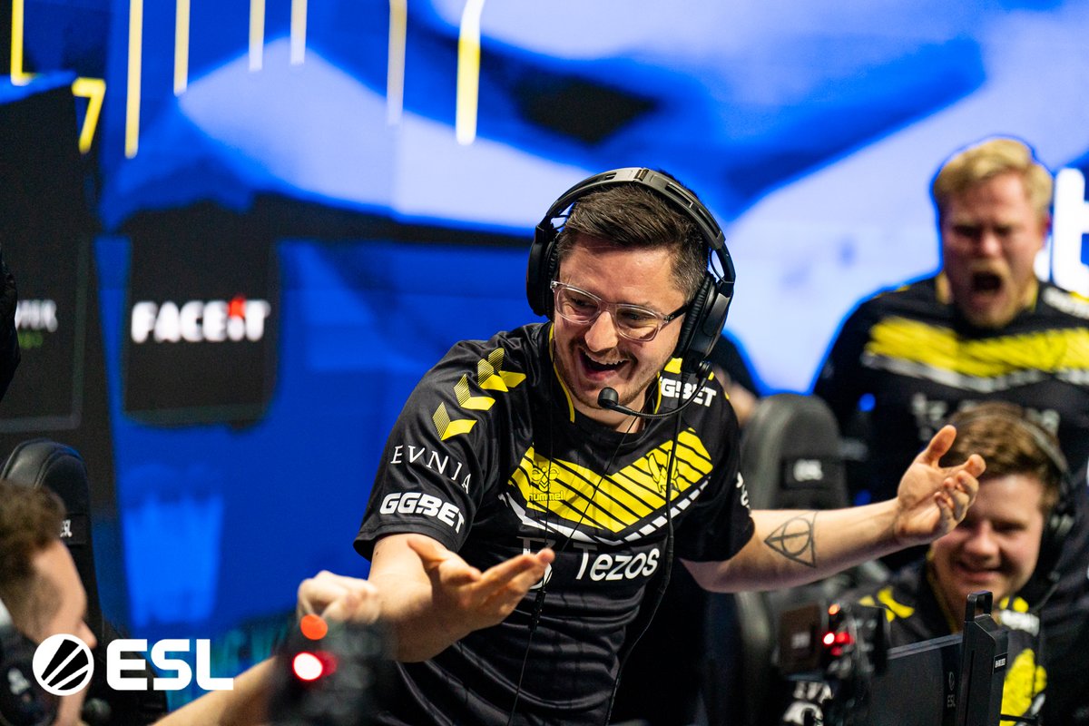 ESL Counter-Strike tweet media