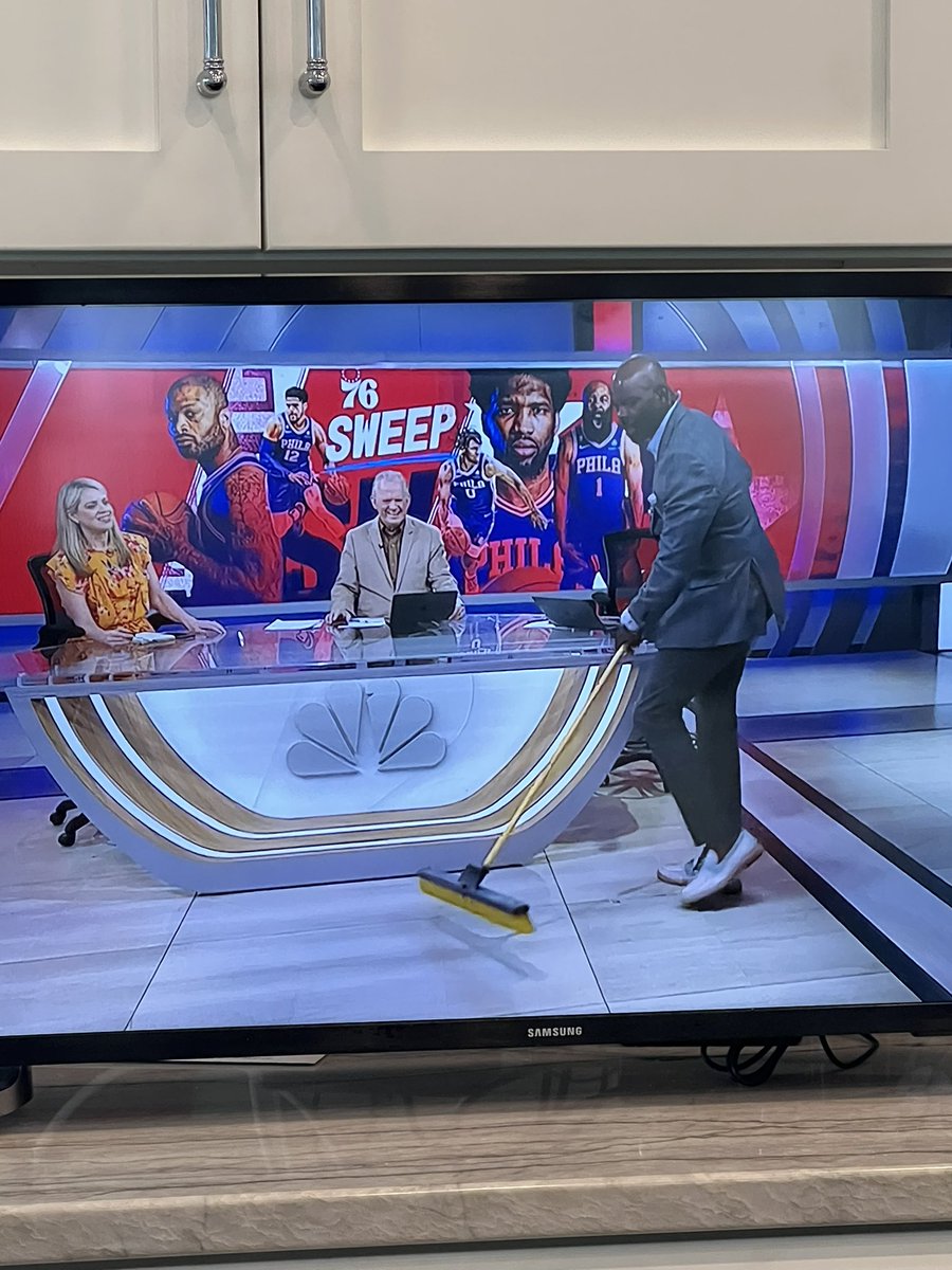 <a href="/Jacko2544/">Marc Jackson</a> was ruthless for this😂🤣 <a href="/sixers/">Philadelphia 76ers</a> <a href="/amyfadoolNBCS/">Amy Fadool Kane</a> <a href="/NBCSPhilly/">NBC Sports Philadelphia</a>