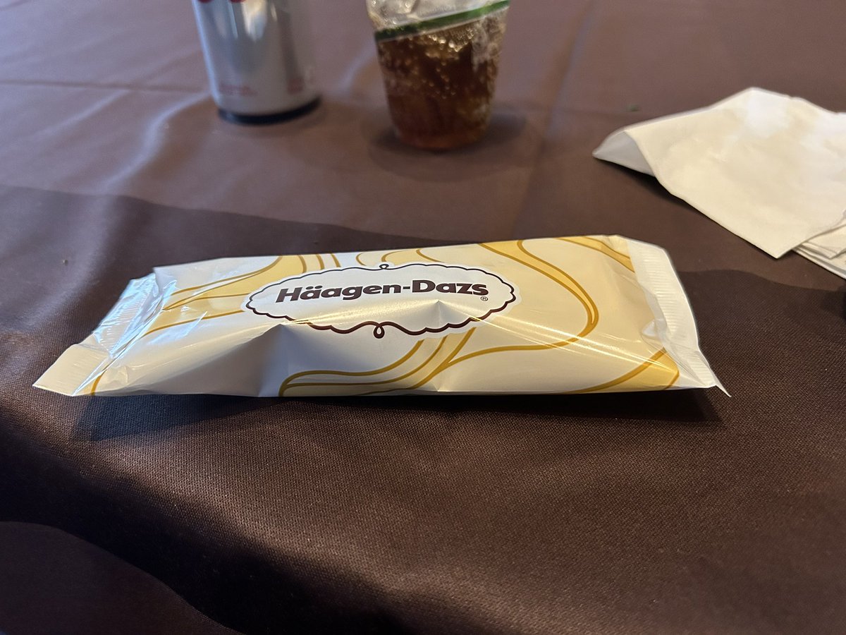 Now that’s how to finish off a great conference! Ice cream bars leading into the last session of #ASRASpring23 #ASRA100