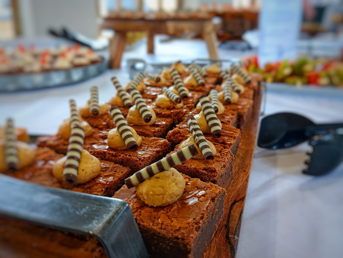 Josephmbryan's tweet image. It's been a rollercoaster week @UppinghamSchool  very busy and great work done by the whole team, first cricket teas of the season, visiting day, 6th form dinner,  next week we go again @HolroydHowe @ChefSi71 @Racheln008 @OliCullers @pammybabe68 @chefbenji64 @DamianBlake4