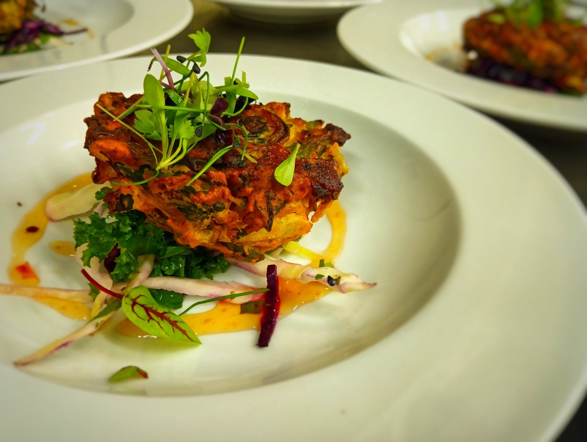 Josephmbryan's tweet image. It's been a rollercoaster week @UppinghamSchool  very busy and great work done by the whole team, first cricket teas of the season, visiting day, 6th form dinner,  next week we go again @HolroydHowe @ChefSi71 @Racheln008 @OliCullers @pammybabe68 @chefbenji64 @DamianBlake4