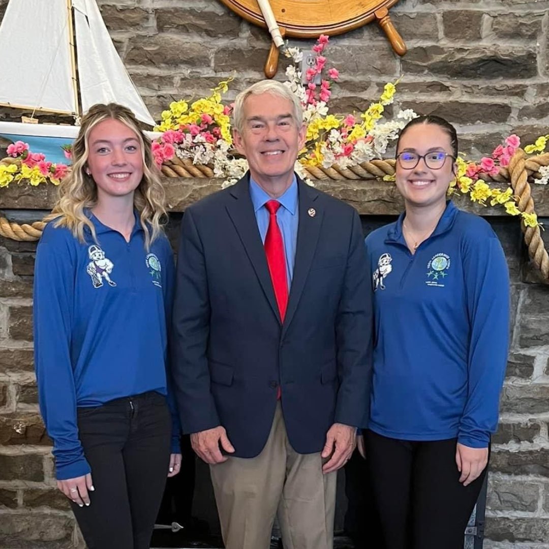 Thank you Chancellor of Higher Education Randy Gardner for speaking at our TLC fundraiser!  We appreciate everyone who came out to support our wonderful students!