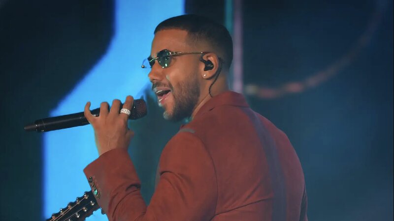 SocialesADN's tweet photo. 🎤 🎶 Querétaro se dejará seducir con la voz del rey de la bachata, #RomeoSantos, como parte de la gira que el cantante realizará por nuestro país. 

 Aquí los detalles 👉  https://t.co/uOy3ZGGtIc https://t.co/zjlioAKlLz