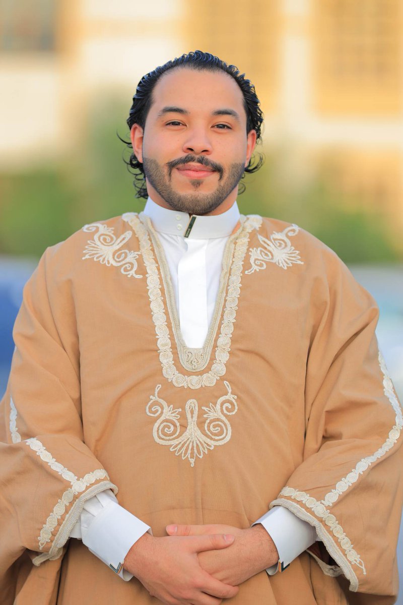 أُهنئكم  جميعاً بعيد  الفطر  السعيد
       تهنئة تلامس عنان السماء 
حُباً ، ووداً ، وإحتراماً ، وتقديراً..❤️

⁧#عيدكم_مبارك⁩ 
⁧#كل_عام_وانتم_بخير⁩ 
 ⁧#عيد_الفطر_المبارك2023