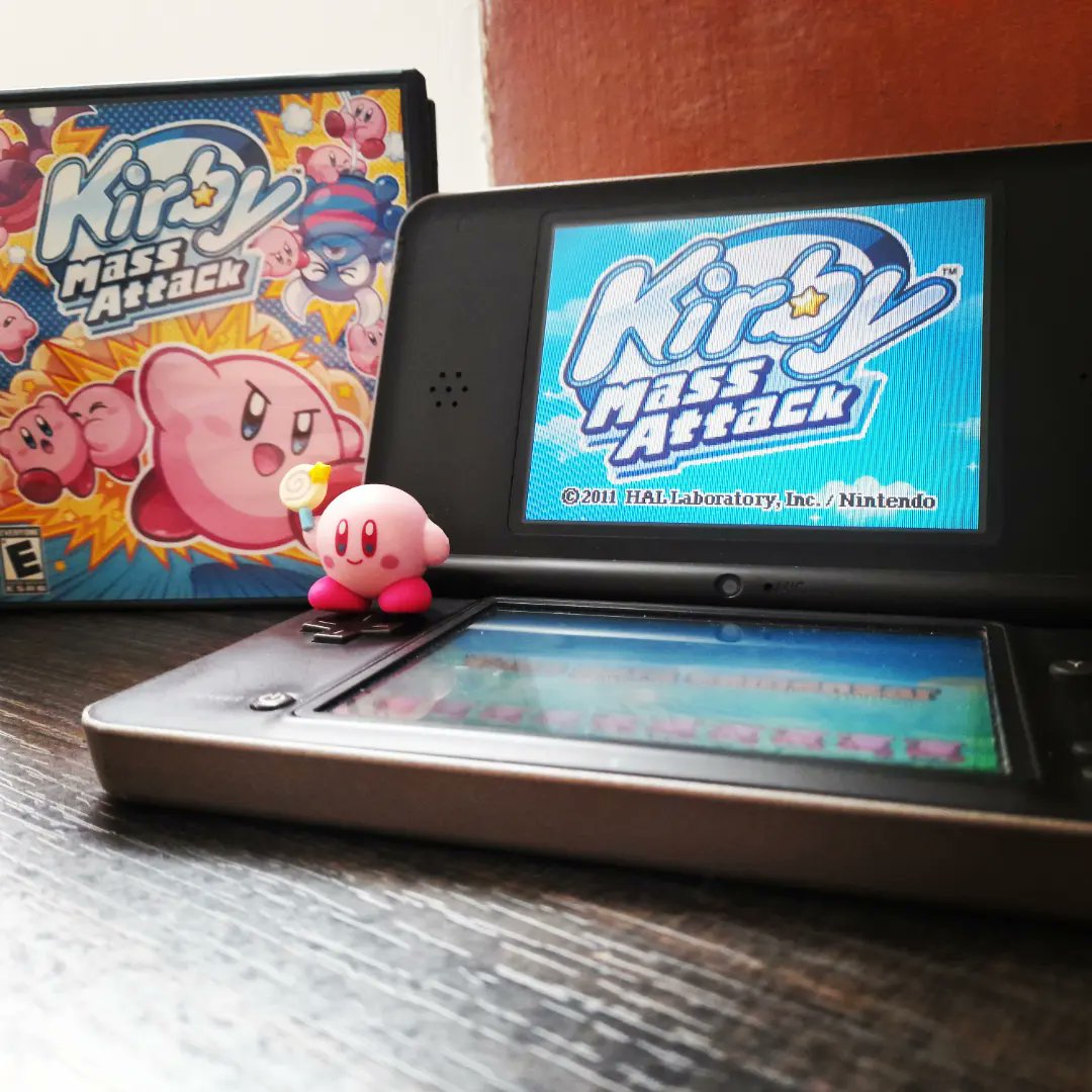 Johnreds89's tweet photo. En esta cuenta amamos al Kirby.
El terror cósmico.
La amenaza rosada.
El devorador.
#Kirby #nintendo #nintendodsixl https://t.co/8BItu6Scln