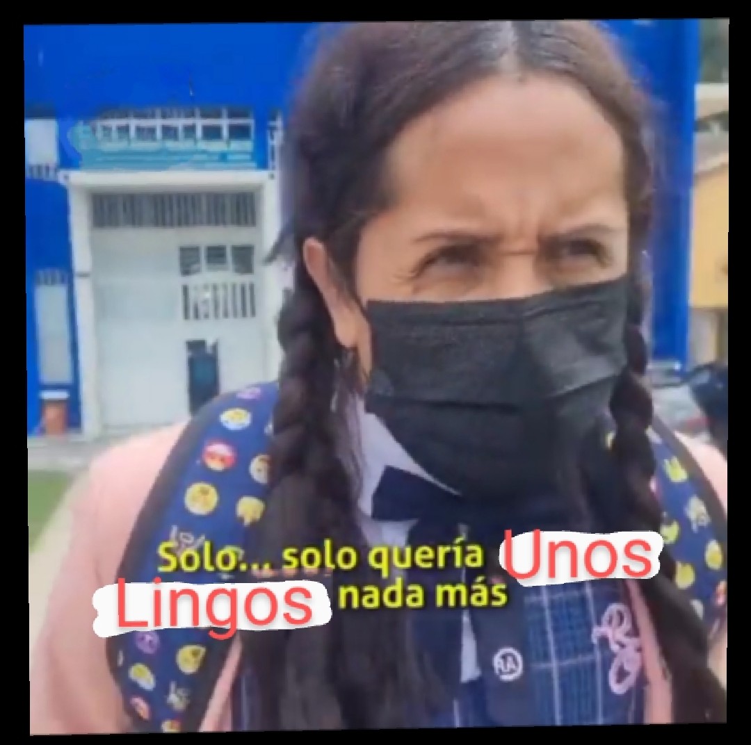 COMO CUANDO ERES UN SEÑOR DE 40 Y TE VISTES DE MUJER EN HABBO