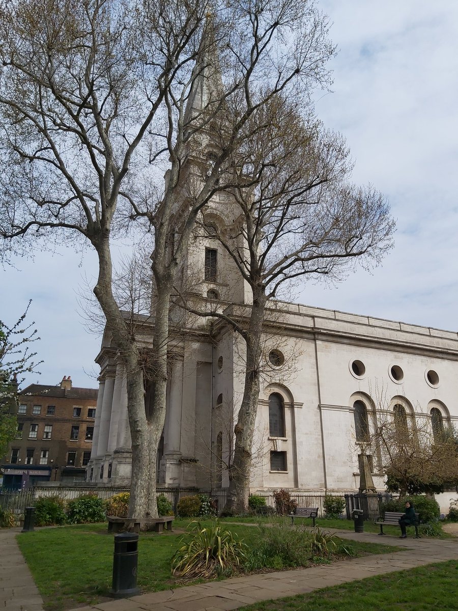 duck_writer's tweet photo. Spent some time today being a tourist in Whitechapel. Went to 'Ichy Park' and had a couple of drinks with friends at the Ten Bells, which both feature in my short story below:-
https://t.co/SRbxQrw3d0

#tenbellspub #jacktheripper #shortstories #horror #terrorhouse https://t.co/qioHpg5GKE