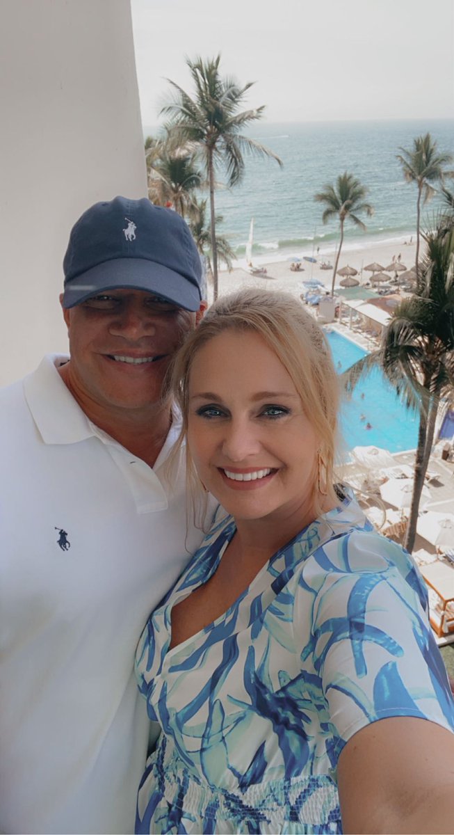 jenniotten's tweet photo. Happy Anniversary https://t.co/He8qbnibf8