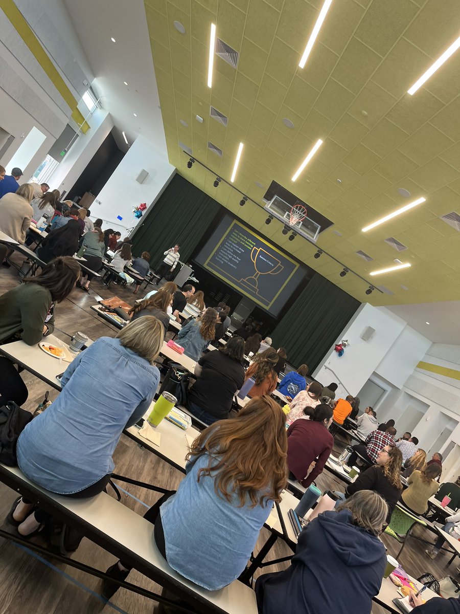 Shelli Hart tweet media