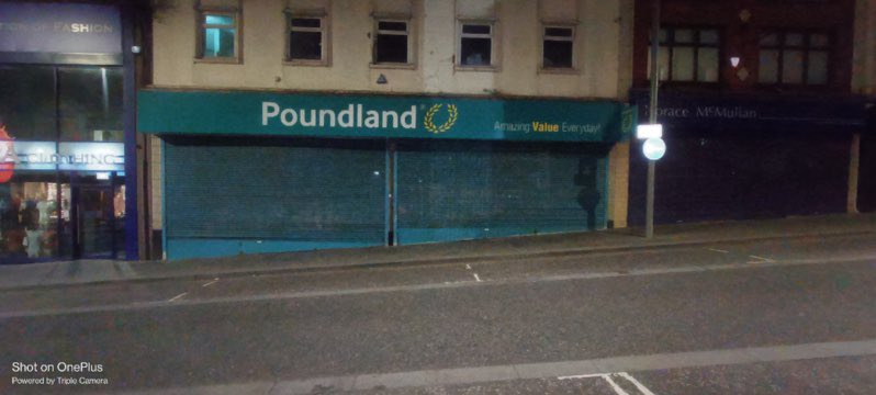 Rotten timber fascia, signage removed rotten timber removed, replaced with external timer &amp; Marnie plywood, Signage reinstalled with flashing on top to seal. If you need your  signage inspected contact Signswithflair.