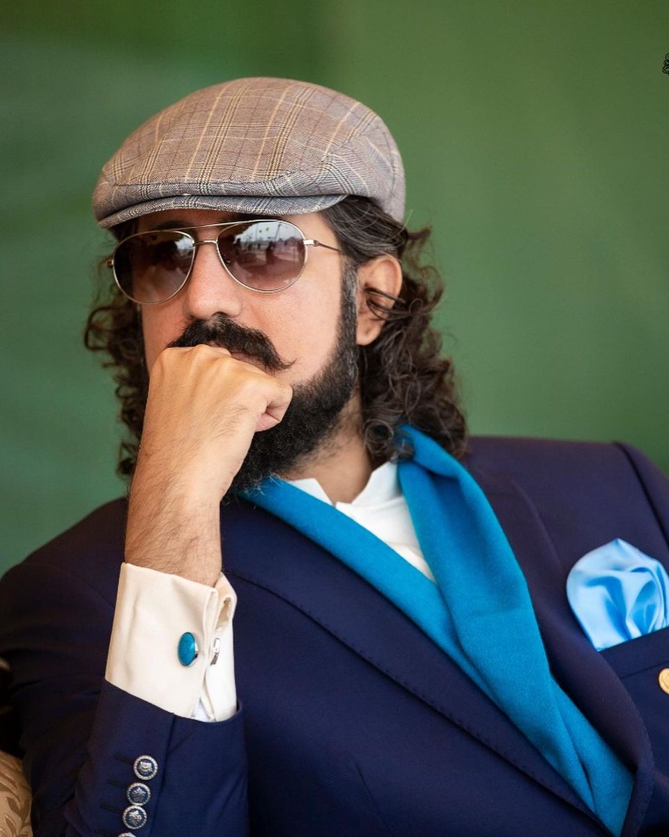 Thou art in command of all in the chain of Being; Angels and species on earth are legions of thy armies.
#HBDSahibzadaSultan422