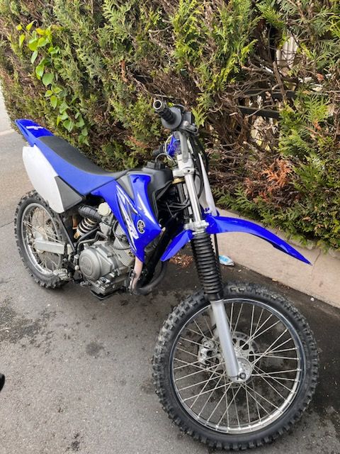 PoliceNat95's tweet image. #ContreLesRodeos | La lutte contre les rodéos se poursuit dans le département.

❌ Cet après-midi, interpellation en #flagrantdélit d&apos;un individu pour #RodéoMoto avenue des violettes #Gonesse par @PoliceNationale et @PoliceMun.

➡️ 1️⃣ #gardeàvue
➡️ 🏍️ Saisie