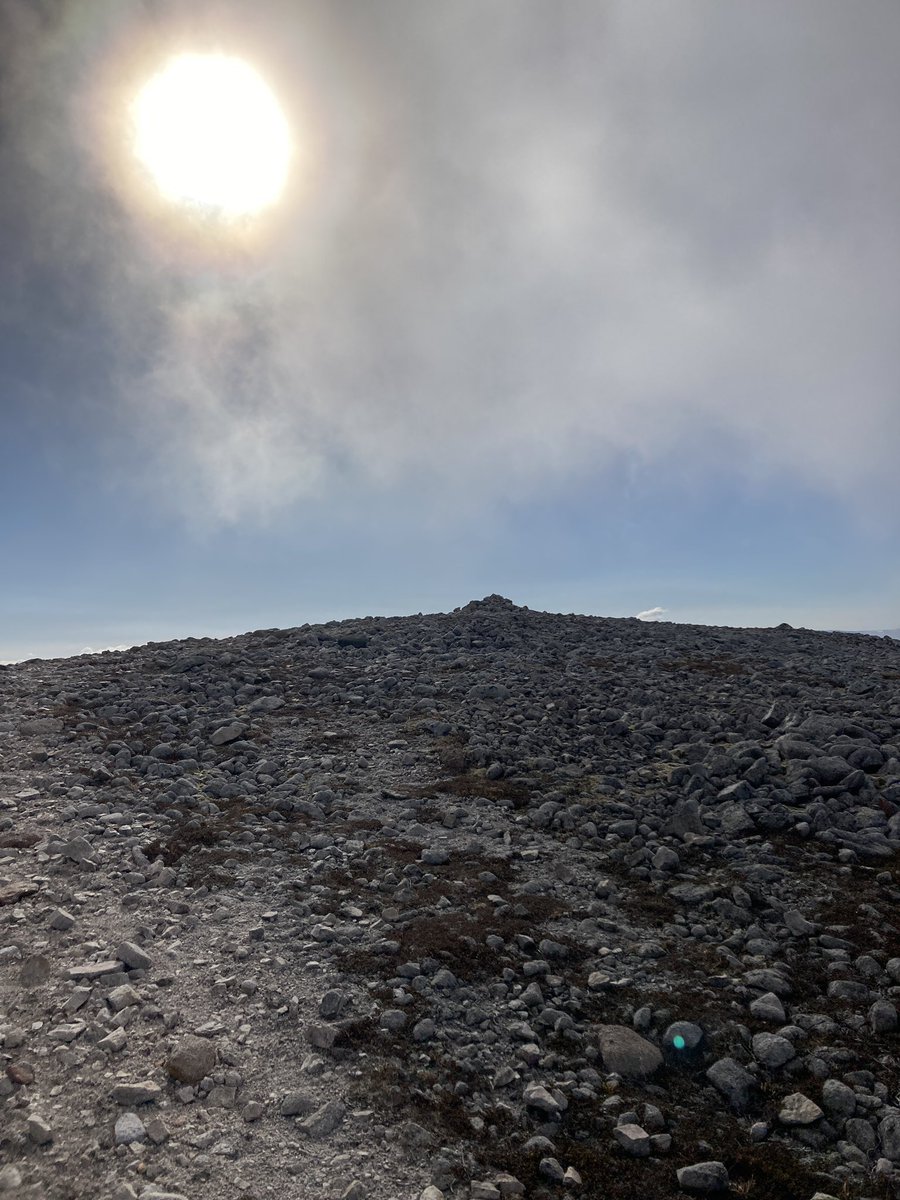 craigieboy1988's tweet photo. Beinn Bhreac and Beinn a’ Chaorainn from Linn of Dee today.229/282 #Munros  #hillwalking #cairngorms @VisitScotland @walkhighlands https://t.co/RJUFdrp4KU
