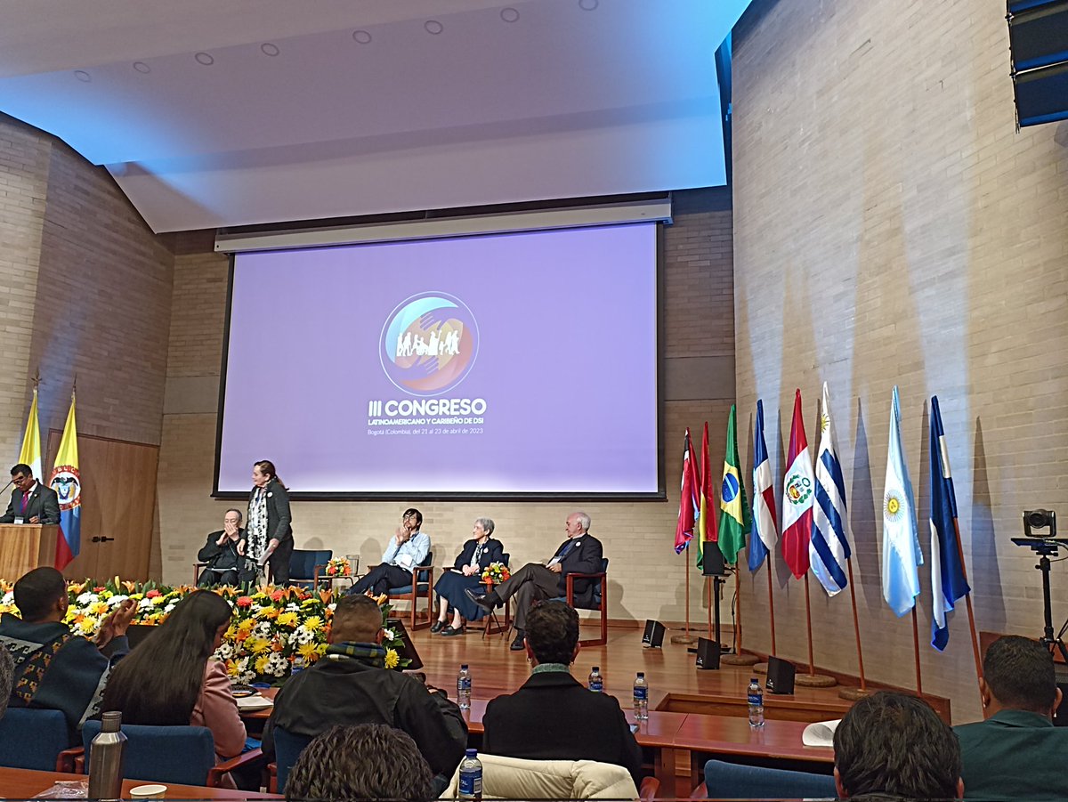 fpablovi's tweet photo. ➡️Estamos en el III Congreso Latinoamericano de #DoctrinaSocialdelaIglesia organizado por @CelamWeb Nuestro subdirector gral., Fernando Fuentes, participa como panelista junto al Cardenal Maradiaga y Marta Lagos. Asisten antiguos alumnos del Máster de #DSI y de la @red_desarrollo https://t.co/V6lUMxr077