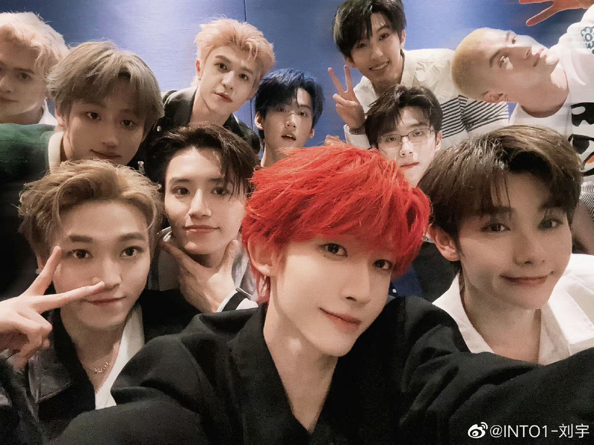 พวกชิปเป้อมันกลั้นยิ้มไม่อยู่ละะะะะ