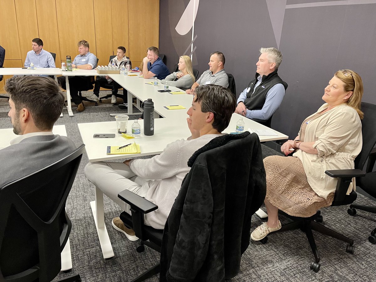 JohnRDallasJr's tweet image. A #metathinking masterclass at @EnclaveAcademy featured @JoeBushCoaching.

Joe believes “…our potential is limited by our beliefs. When we become aware of our self-limiting beliefs, we can create new habits to develop a vision for who we want to be.”

#ThinkToThink™ it through.