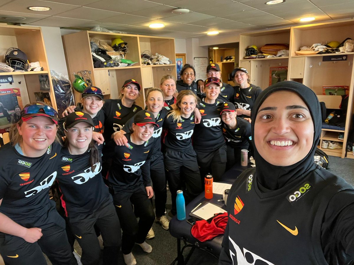 This is a very special group of players 😍🔥

Thank you, as always, for all of the support you give to them 🙌 #RiseUp🌅🧡