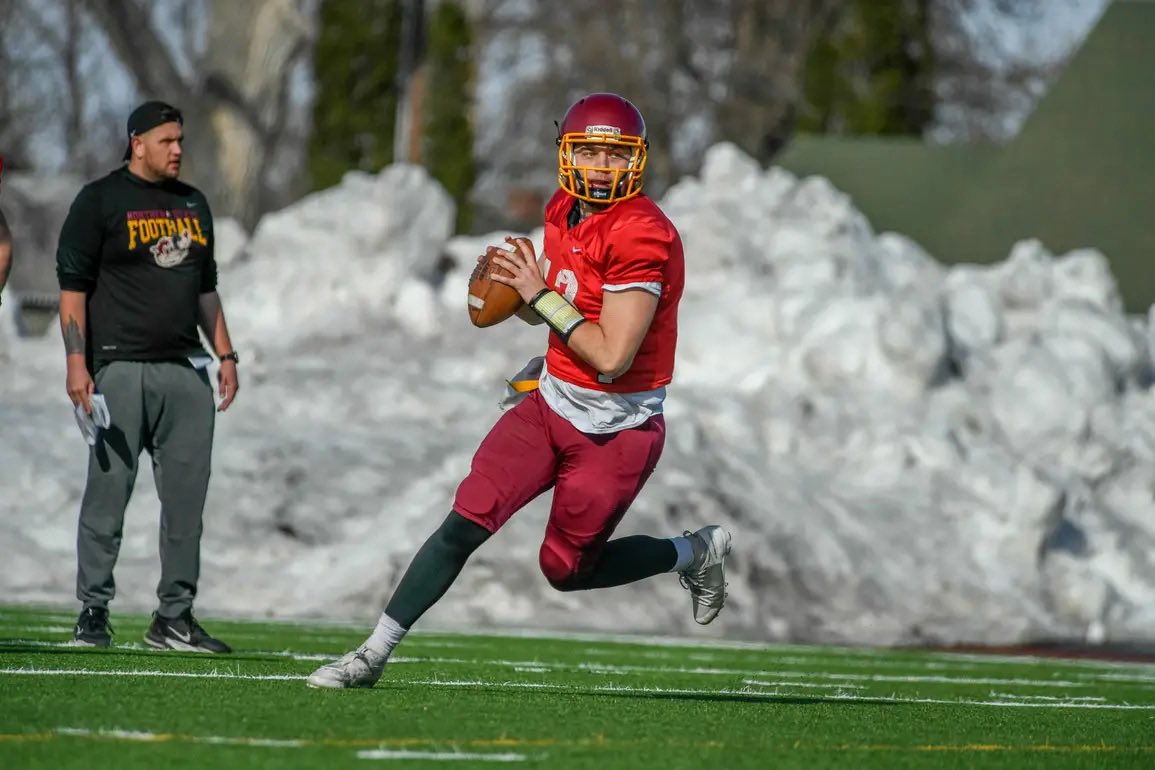 BIG BIRD 🦅 <a href="/Max_Thomson5/">Max Thomson</a> from Sioux Falls, South Dakota. @SFW_Football product‼️Excited to see him finish out his first year today with continued development! Such a fun person to be around and loved by all his teammates and coaches. #GoWolves 🐺