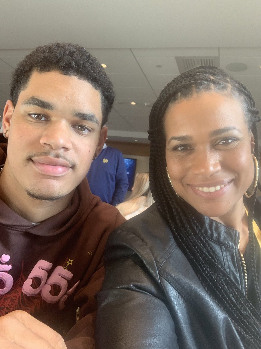 Cecily White tweet media