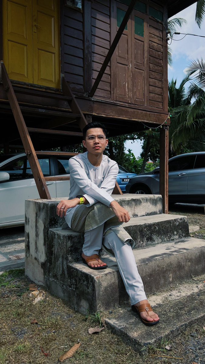 husnulhadi_'s tweet photo. Dah sakit seminggu, sebulan
Then why you guys decided to bring your family members to ETD today???
Sblm ni tak concern harini Tiba-Tiba concern?
Selamat Hari Raya
#team4tahunRayakenaKerja
#calonsimpanan
#roadtoexitKKM https://t.co/c52Ouydvik