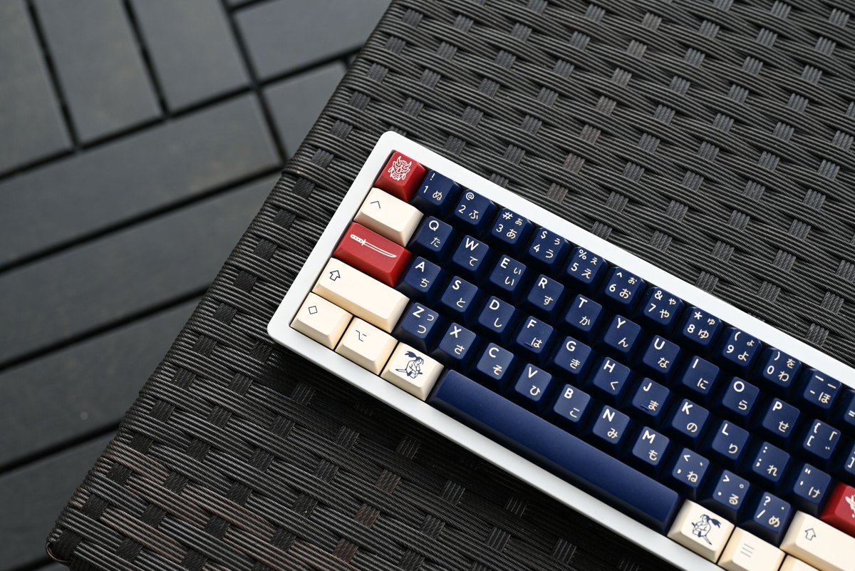 PBTfans™ Rōnin will be available as limited INSTOCK (Soon...)

Join our discord for more updates
.
.
.
#ronin #samurai #keycaps #katana #pbtfans #doubleshot #customkeycap #keyboard #mechanicalkeyboard #kbwarriors #onimask #sxm_designs #prototype #photography